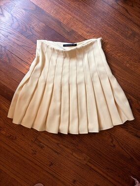 Zara Butter Yellow Box-Pleat Skater Mini Skirt